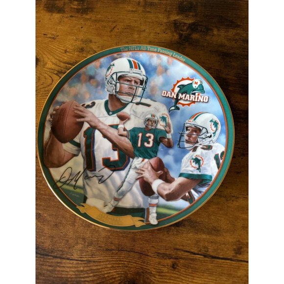 Dan Marino Commemorative NFL Plate By Bradford Exchange - Limited Edition - Picture 1 of 12
